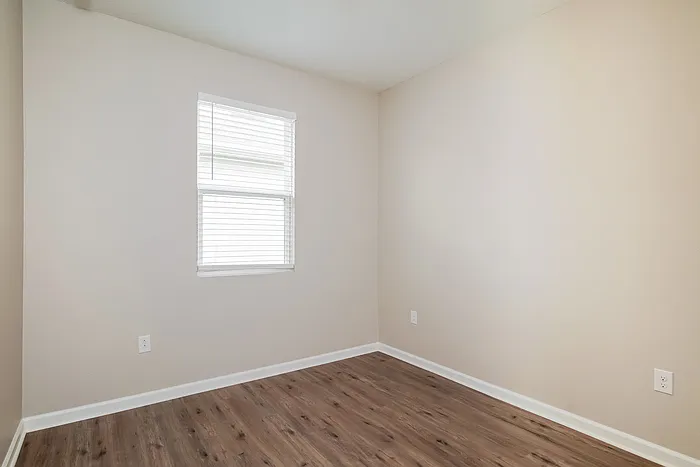 584 Lake Smart Blvd — Photo 13