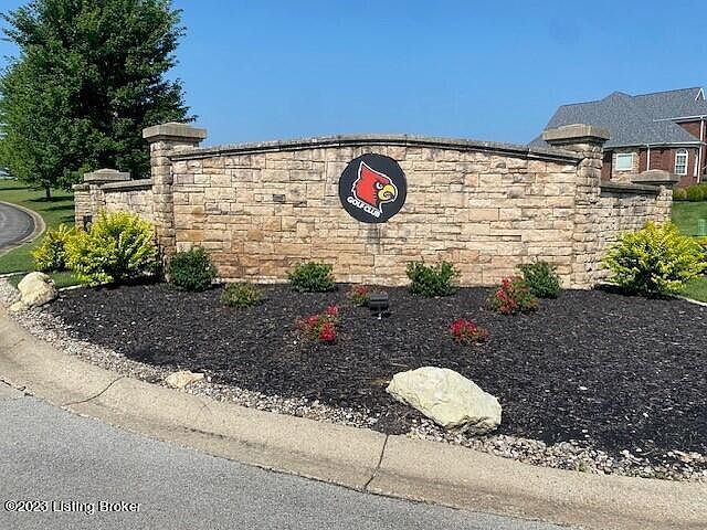 1st image of 438 Dean Taylor Ct