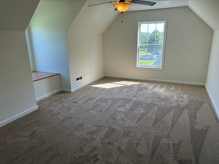 1010 Twin Ct — Photo 7