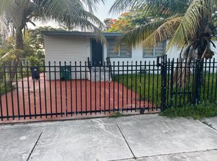 1245 NE 144th St, Miami, FL 33161