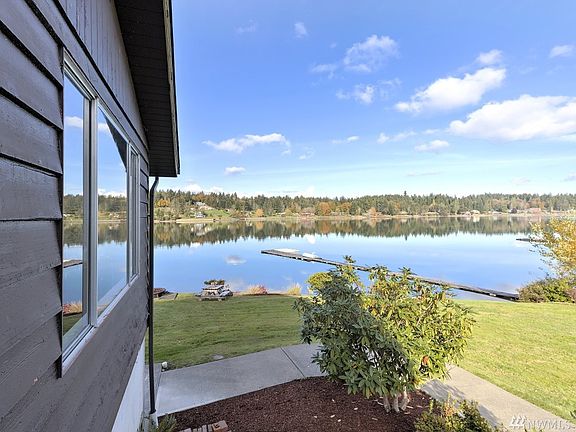 The water is like glass today!