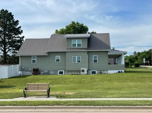 409 Jefferson Ave, Murdo, SD 57559