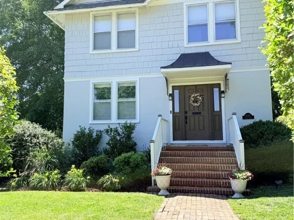 4500 Brook Rd, Richmond, VA 23227