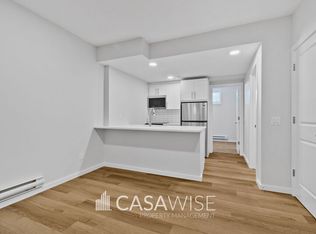 21043 25th Ave NW #Basement, Edmonton, AB T6M 2M7