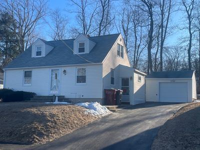 64 Damson Lane, Naugatuck, CT, 06770