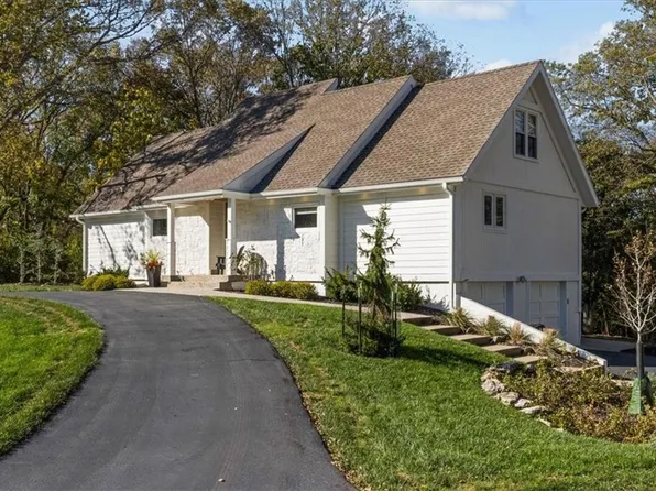 13225 Kimberly Cir, Olathe, KS 66061