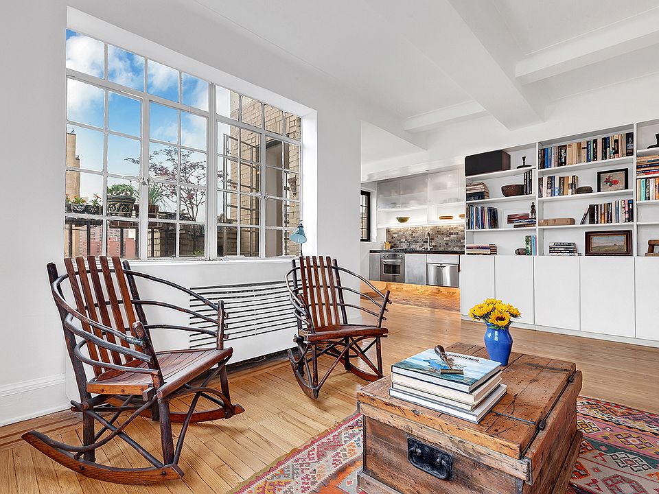 1st image of 102 W 85th St APT 12B