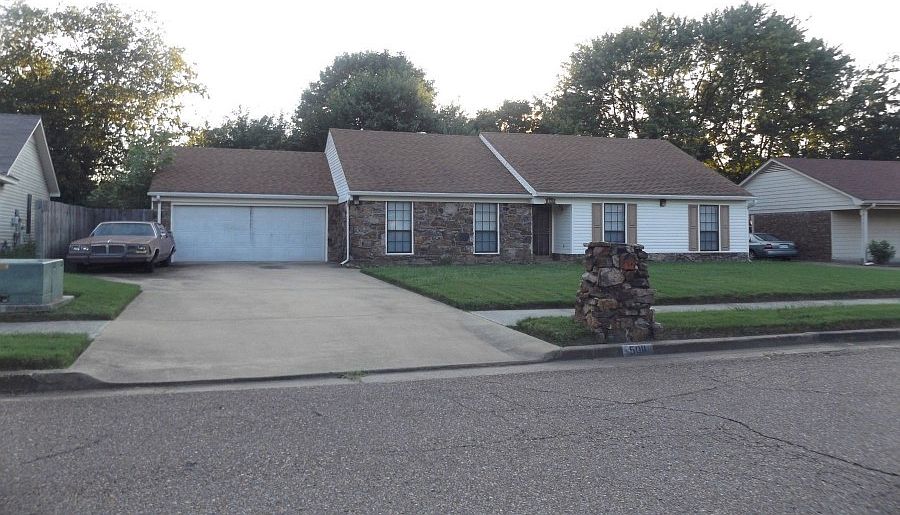 1st image of 5011 Barkshire Dr
