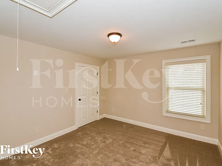 130 Village Park Dr — Photo 10