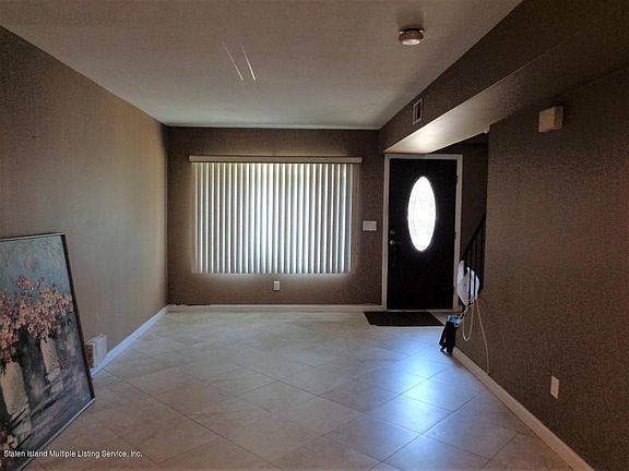 3rd image of 531 Buel Ave