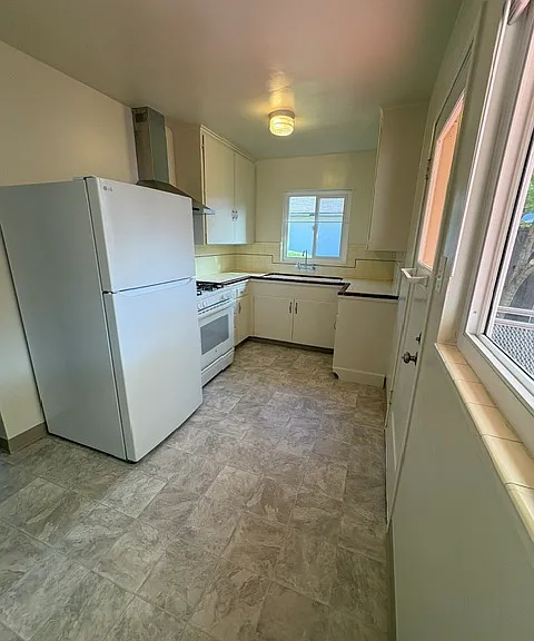 539 Chiquita Ave — Photo 9