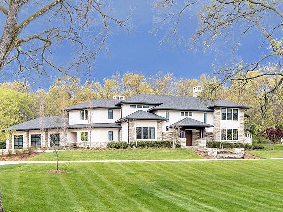 2nd image of 406 W Hillwood Dr