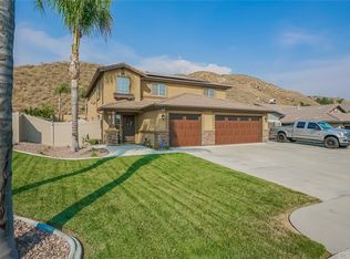 7805 La Cresta St, Highland, CA 92346