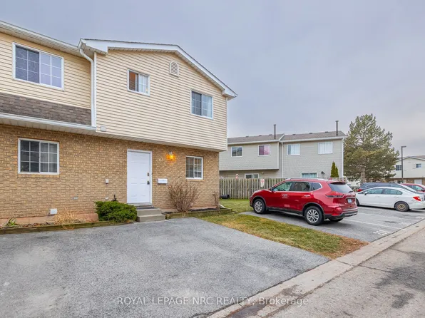8136 Coventry Rd #63, Niagara Falls, ON L2H 2X6