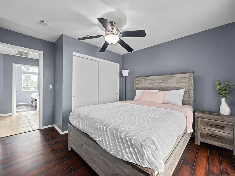 9506 Ravenrock Dr — Photo 31