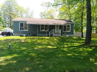 19 Kimberly Ln, Fort Edward, NY 12828