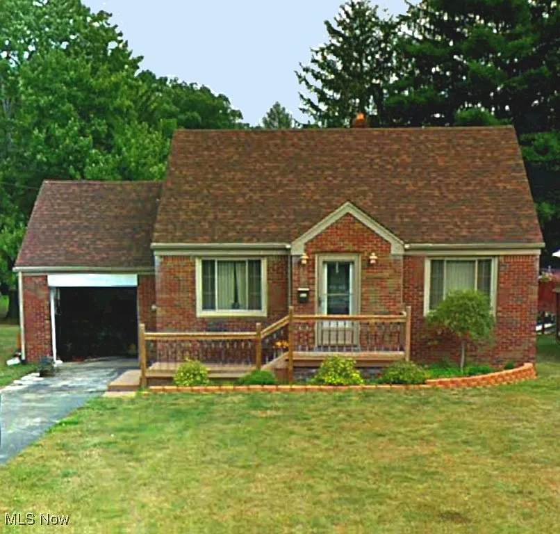 1158 Runge Ave photo 1