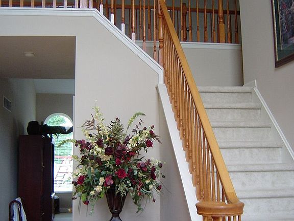 Grand 2 story Foyer