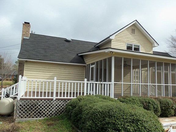 2nd image of 227 Lakeshore Dr N