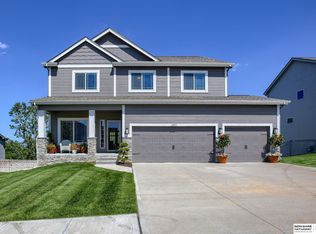 14417 Tregaron Dr, Bellevue, NE 68123