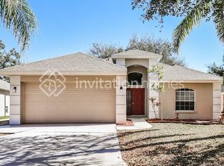 1517 Scotch Pine Dr, Brandon, FL 33511