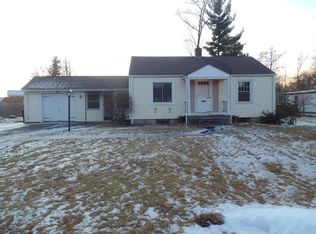 31 Aldrich Dr, Westfield, MA 01085