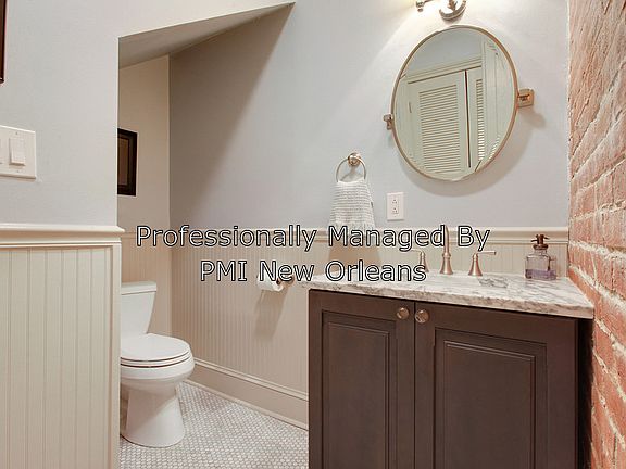 4th image of 524 Dauphine St
