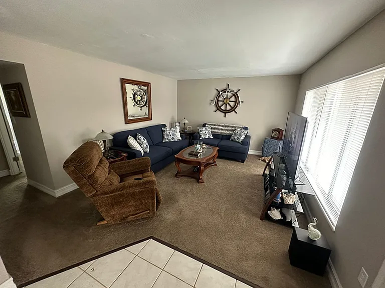 1830 Maravilla Ave #317 — Photo 5