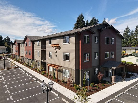 3rd image of 1310 Cedar Ave #207