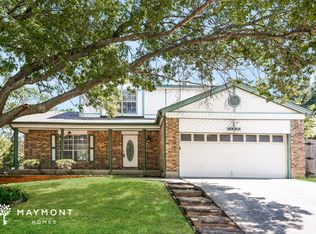 4900 Oak Springs Dr, Arlington, TX 76016
