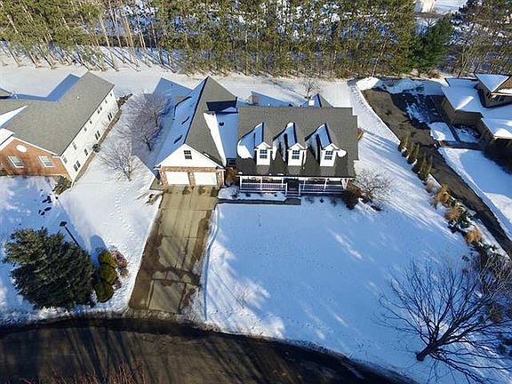 2nd image of 1717 Mulligan Dr