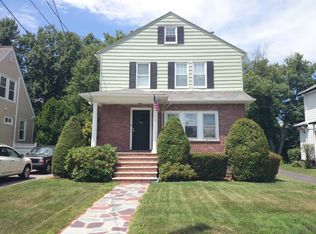 75 Woodard Rd, West Roxbury, MA 02132