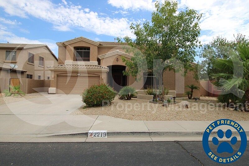 1st image of 2219 S Valle Verde
