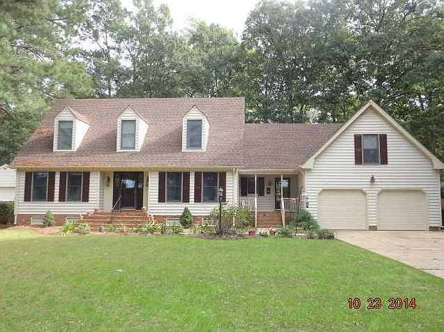 1st image of 225 Woodford Dr
