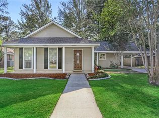 410 Colonial Ct, Mandeville, LA 70471