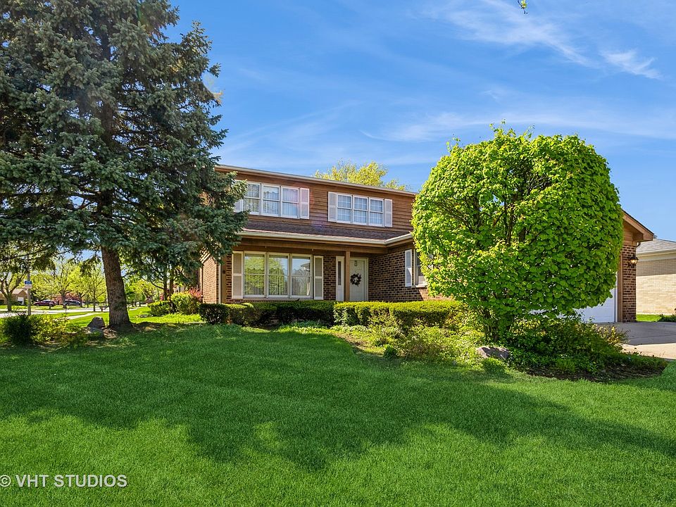 1st image of 700 Berkshire Ct