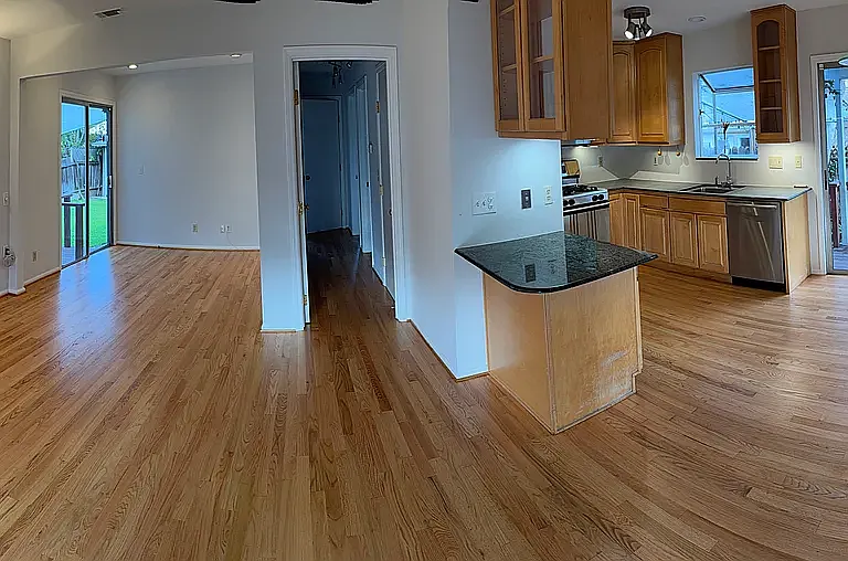 2351 Carmel Dr — Photo 2