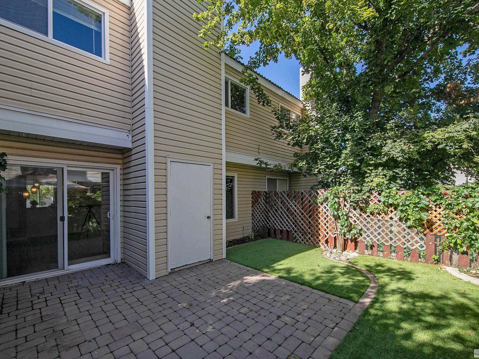 1022 Bradley Sq, Sparks, NV 89434 Zillow