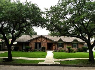 5122 Loch Lomond Dr, Houston, TX 77096