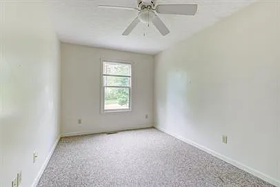 306 W High St #A — Photo 16
