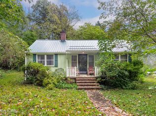 133 Crescent Rd, Norris, TN 37828