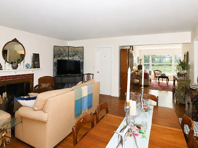 915 N Pine Ave — Photo 7