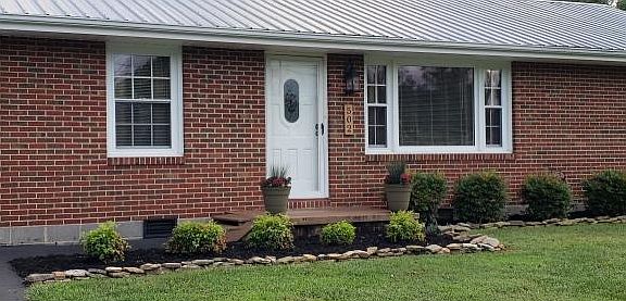 5th image of 502 Wilson St