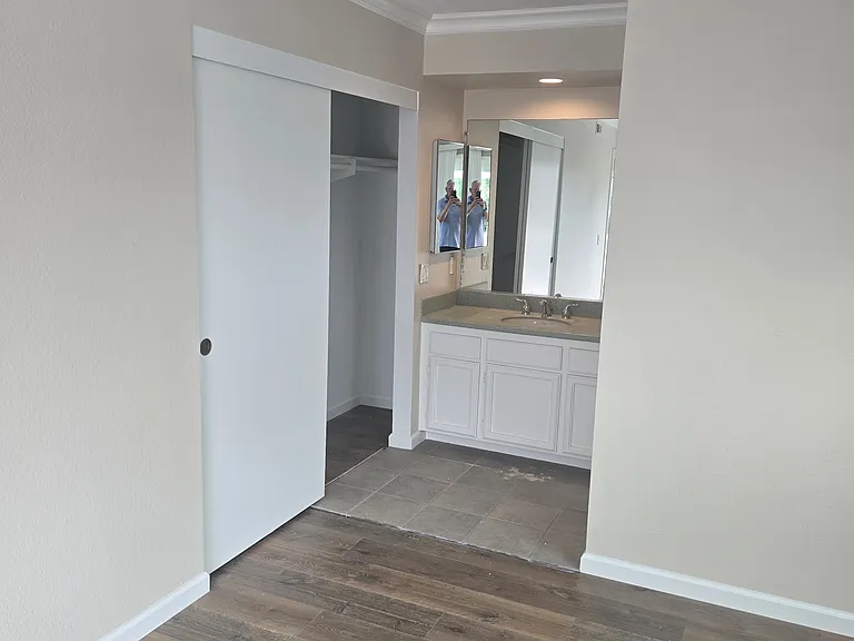 Triton Cir — Photo 4