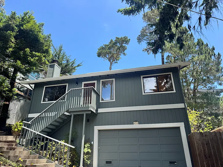 470 Avenue Portola — Photo 2
