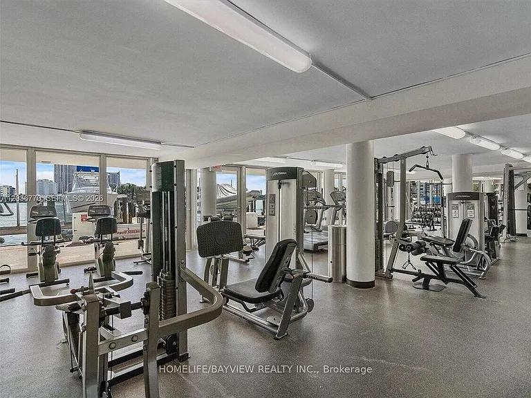 25 Greenview Ave #715 — Photo 16