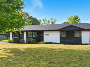 2228 E Gump Rd, Fort Wayne, IN 46845