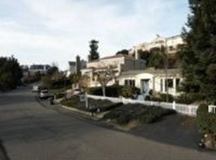 642 Mountain Blvd, Oakland, CA 94611