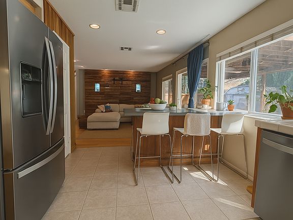 3rd image of 5522 Vista San Simeon