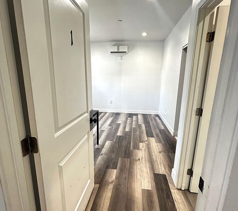 1st image of 1565 W 36th St #1
